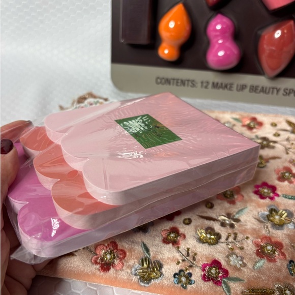 Self Care in Pink Bundle 5 Pieces - Picture 4 of 8